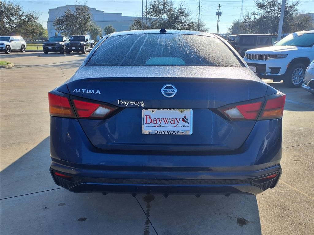 2019 Nissan Altima 2.5 S Blue at South Houston Nissan