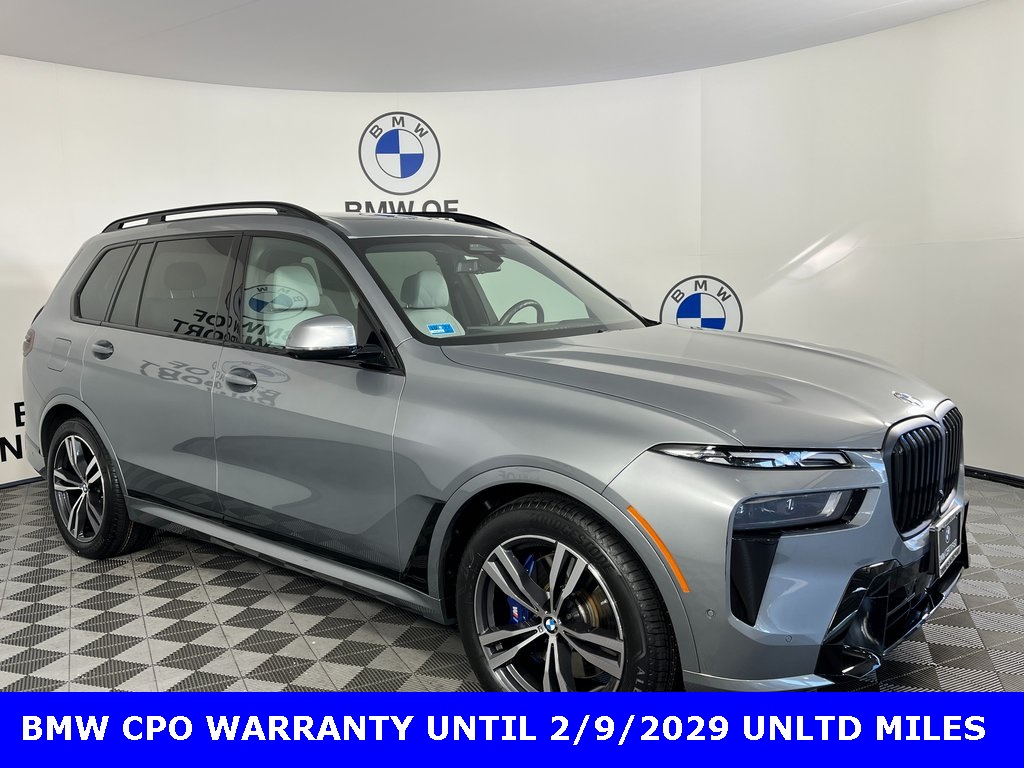 2024 BMW X7 40i's photo