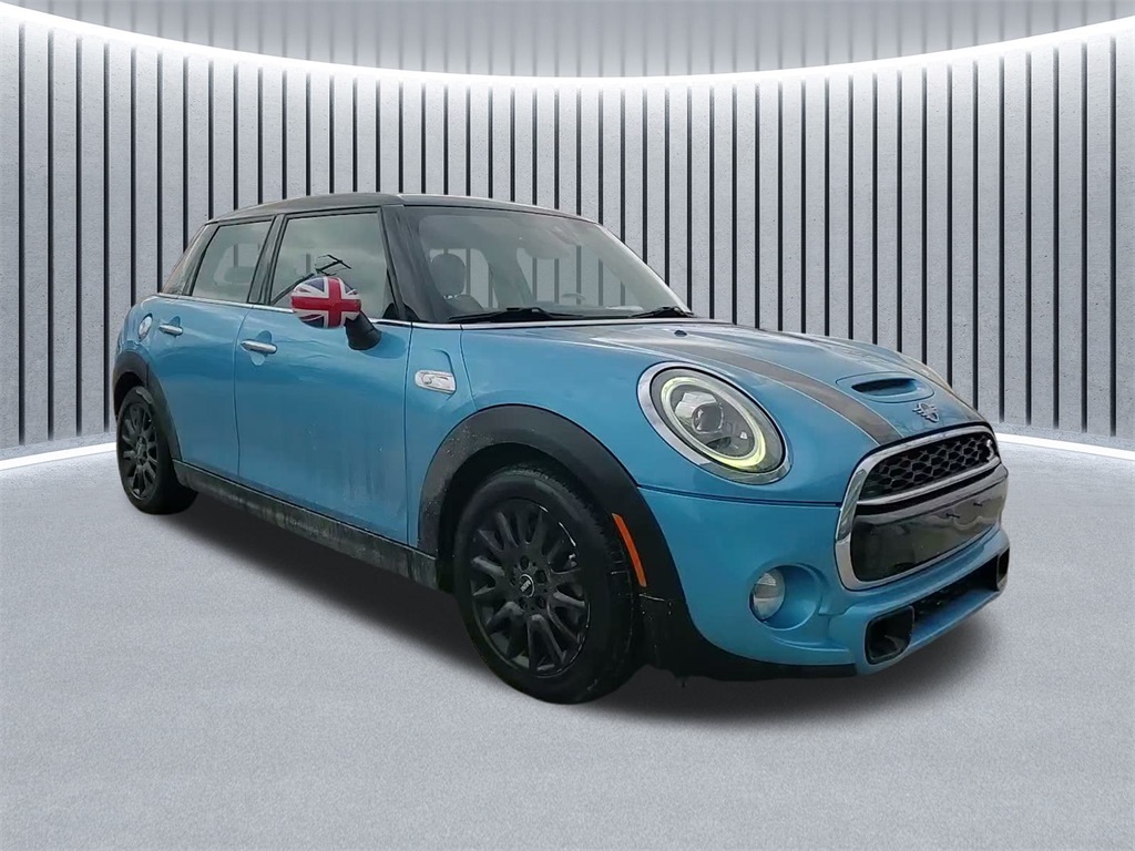 2019 MINI Cooper S 4-Door Hatchback FWD
