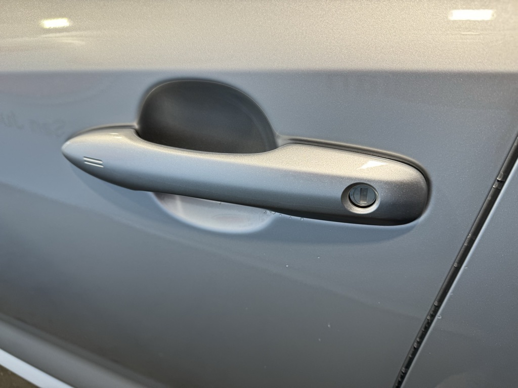 Thumbnail: 2025 Toyota Corolla - 13