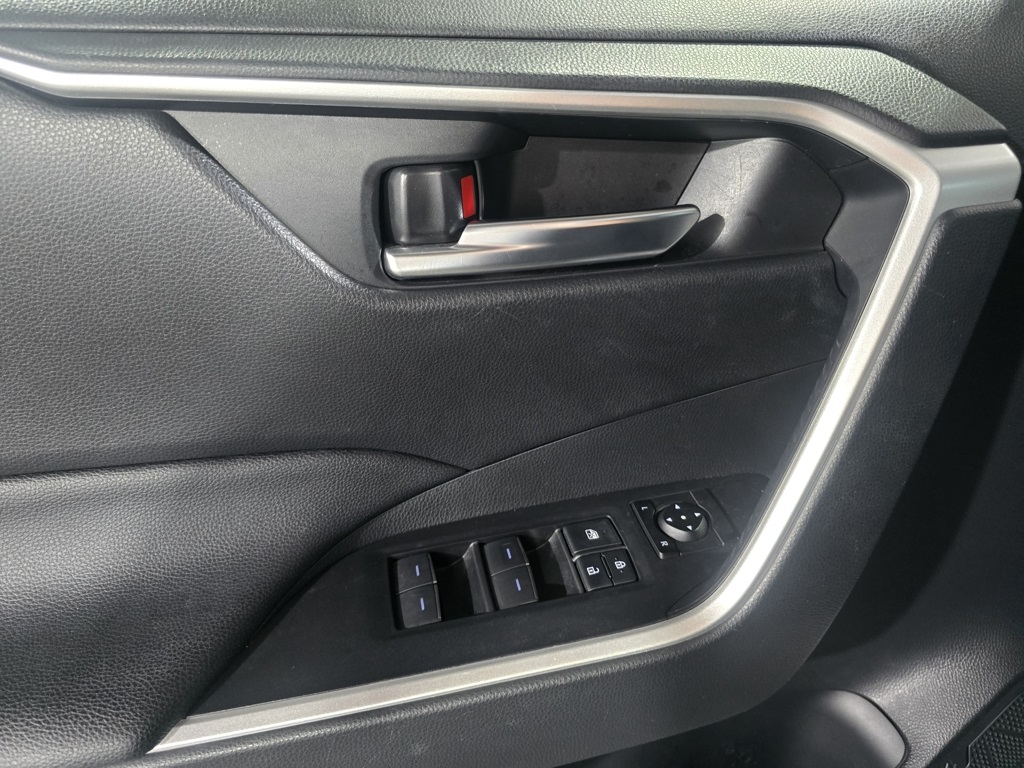 Thumbnail: 2024 Toyota RAV4 - 13