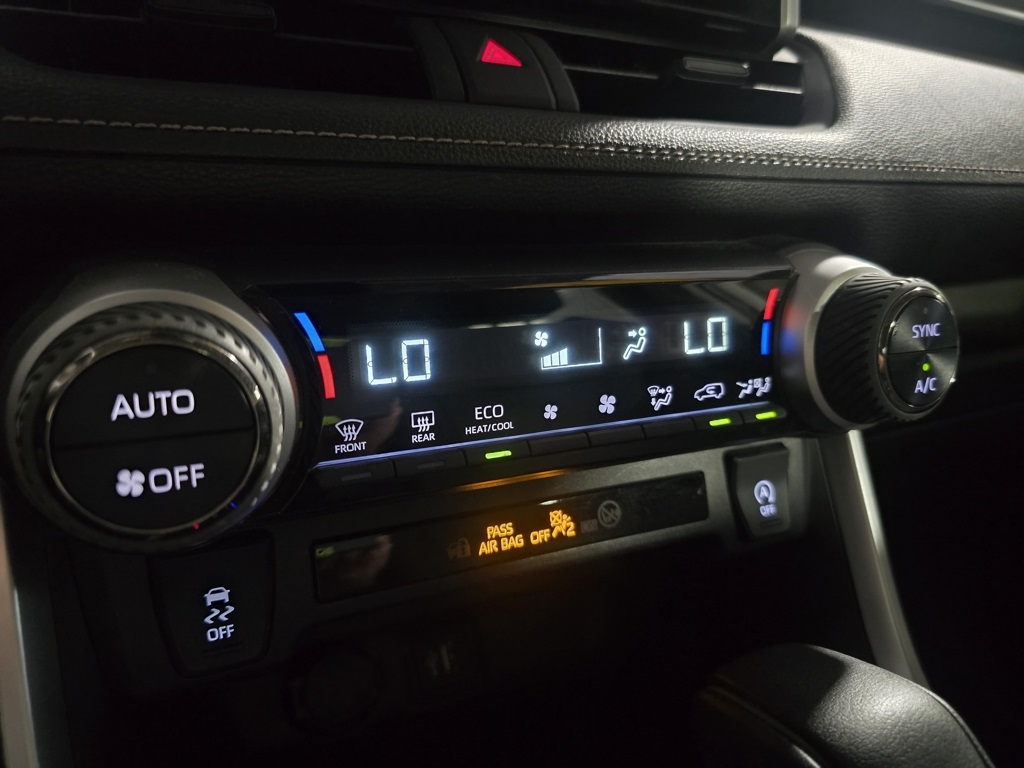 Thumbnail: 2024 Toyota RAV4 - 22