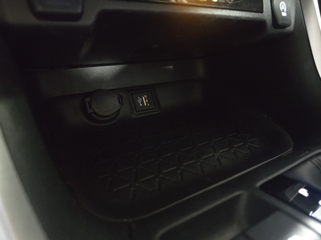 Thumbnail: 2024 Toyota RAV4 - 23