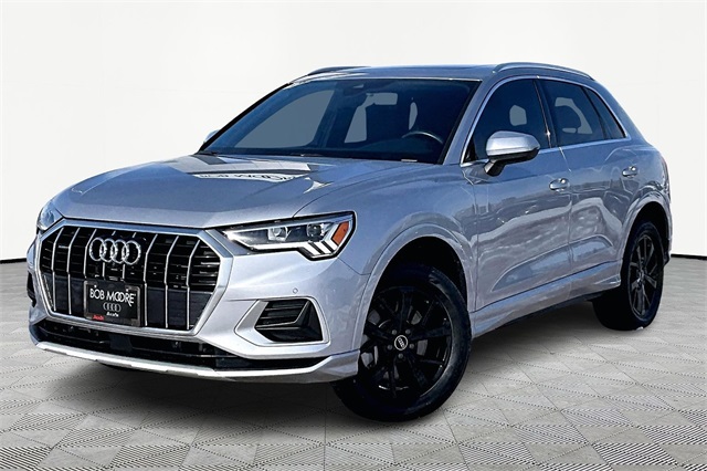 2023 Audi Q3 quattro Premium Plus 40 TFSI