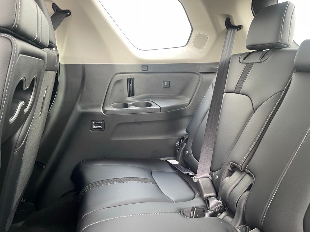 Thumbnail: 2025 Honda Pilot - 23