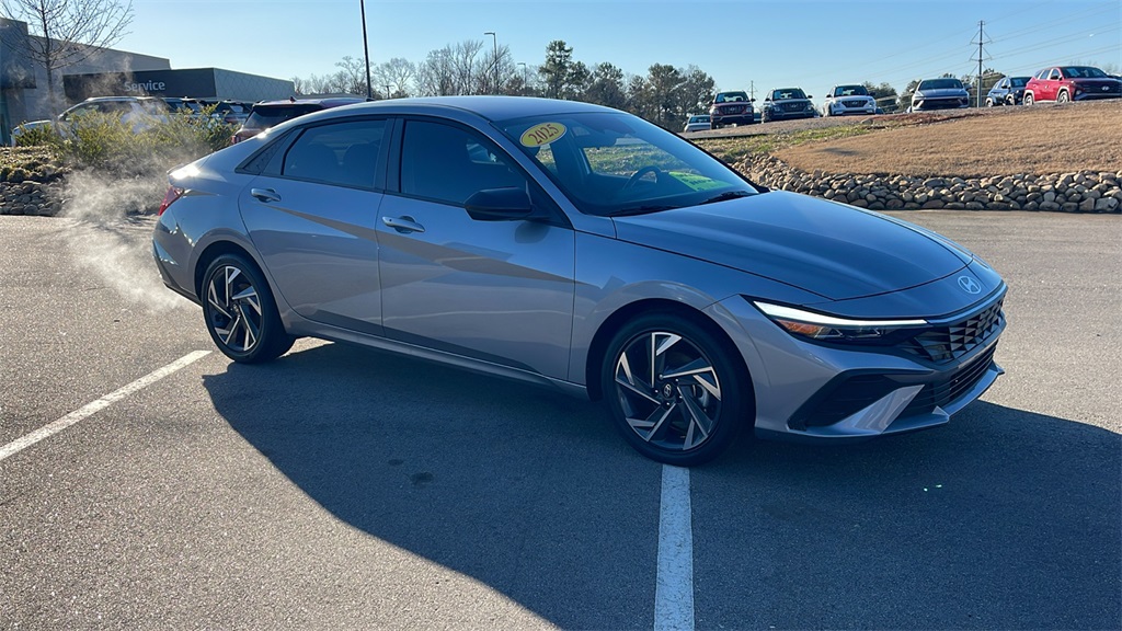 2025 Hyundai Elantra SEL Sport FWD