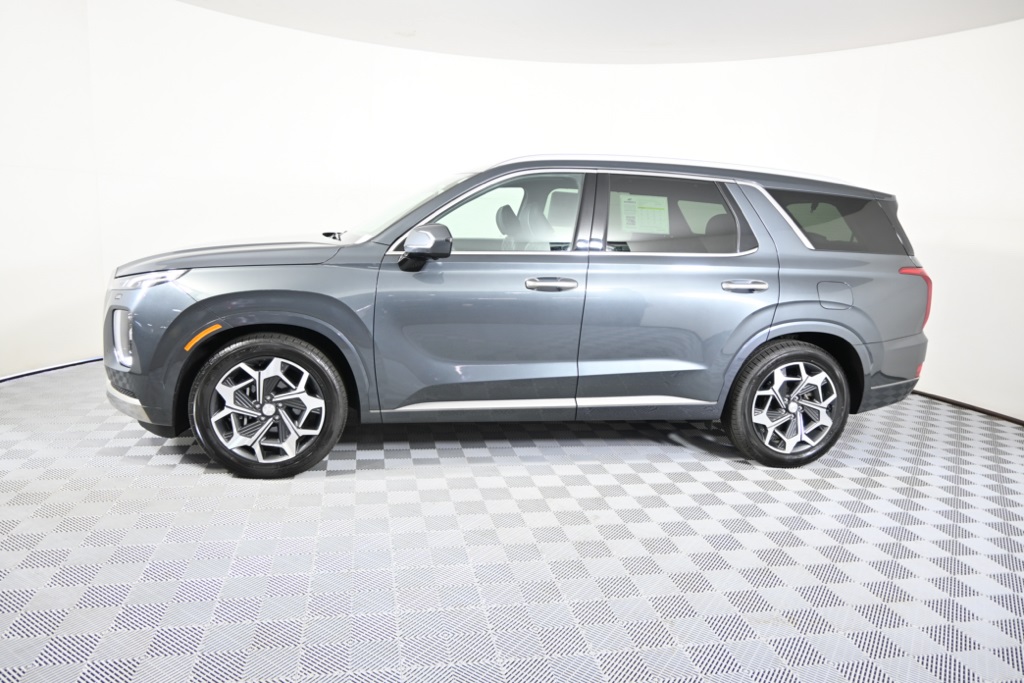 Used 2022 Hyundai Palisade Calligraphy with VIN KM8R7DHEXNU453998 for sale in Forest Lake, Minnesota