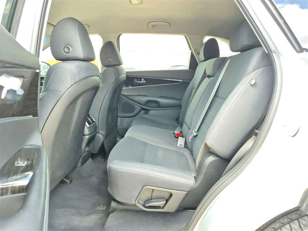 2019 Kia Sorento L Silver at Shottenkirk Kia Fort Bend