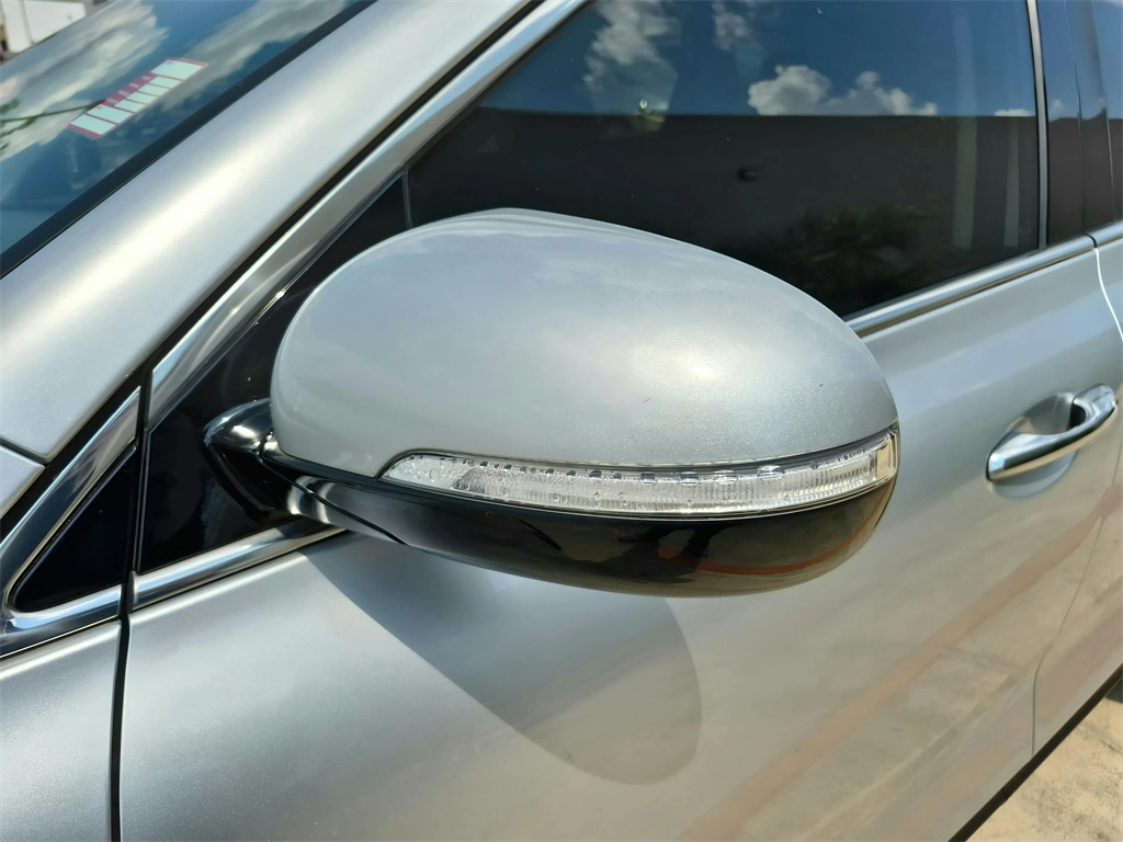 2019 Kia Sorento L Silver at Shottenkirk Kia Fort Bend