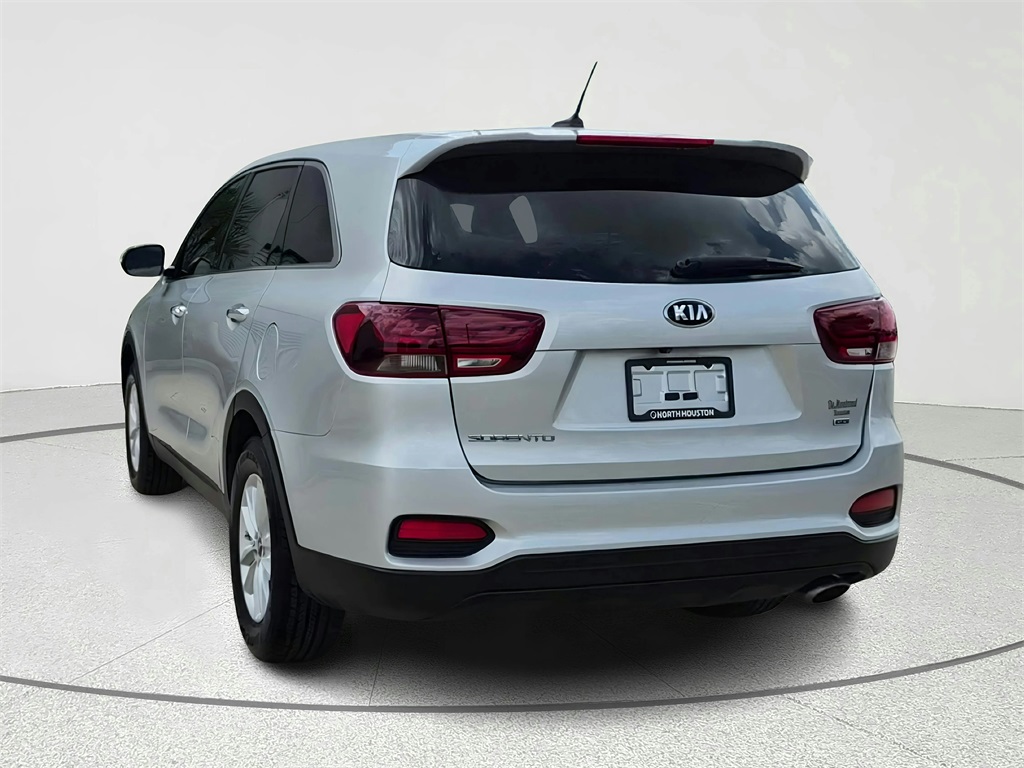 2019 Kia Sorento L Silver at Shottenkirk Kia Fort Bend