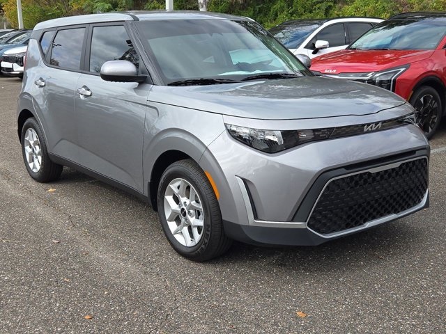 2025 Kia Soul LX FWD