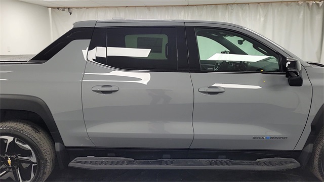 2026 – Chevrolet – Silverado EV