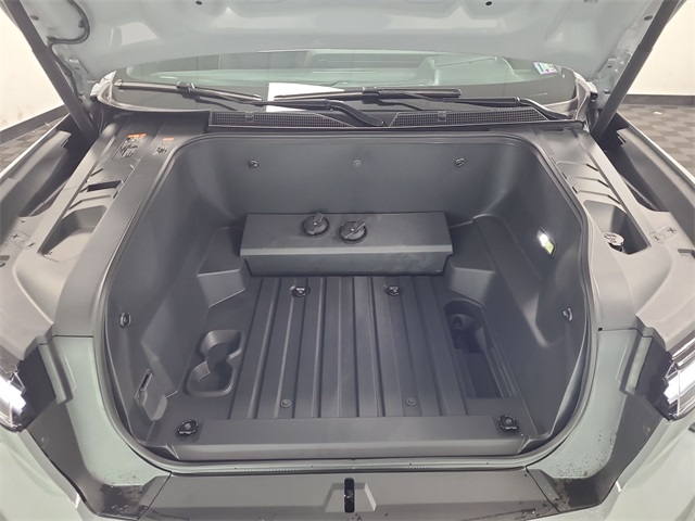 2026 – Chevrolet – Silverado EV