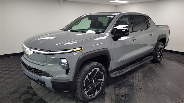 2026 – Chevrolet – Silverado EV