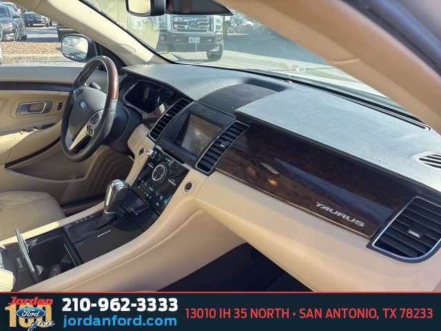 Used Car 2014 Ford Taurus  Limited For Sale Under $10,000 In San Antonio, Texas