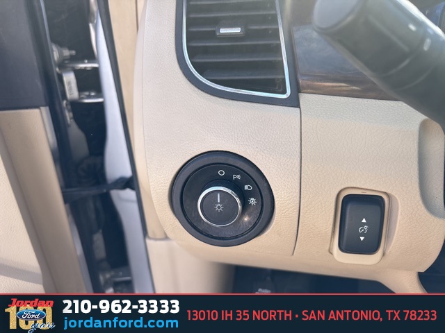 Used Car 2014 Ford Taurus  Limited For Sale Under $10,000 In San Antonio, Texas