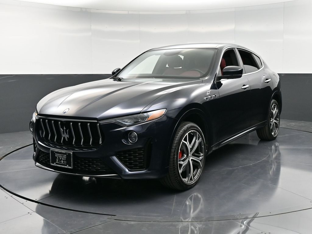 /2022 Maserati Levante