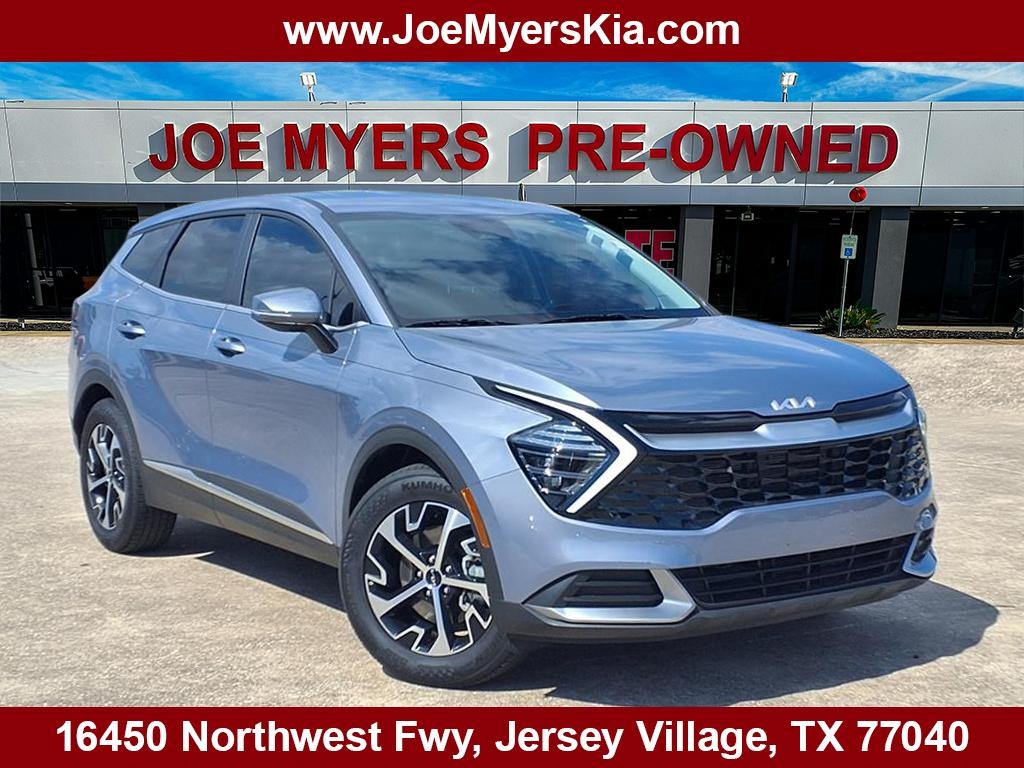 2025 Kia Sportage EX - 0