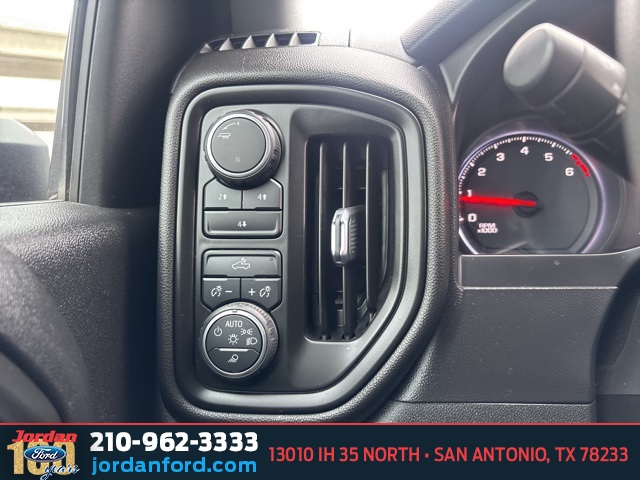 Used Car 2020 Chevrolet Silverado 2500hd  Custom For Sale Under $35,000 In San Antonio, Texas