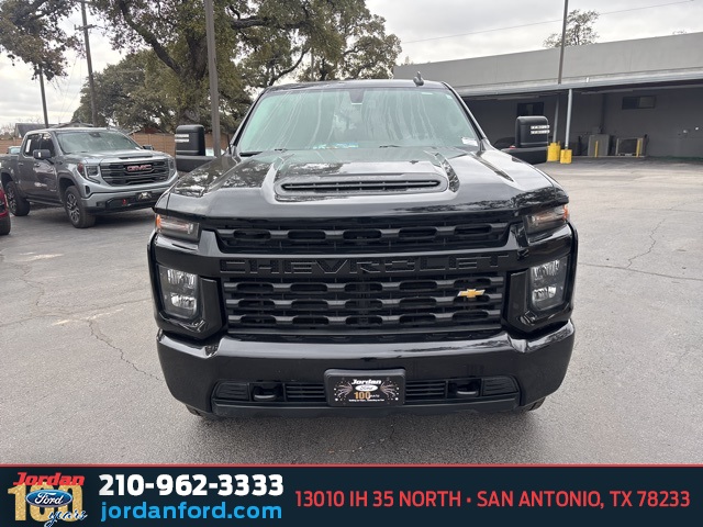 Used Car 2020 Chevrolet Silverado 2500hd  Custom For Sale Under $35,000 In San Antonio, Texas