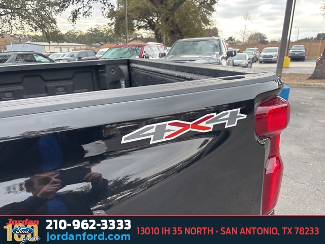 Used Car 2020 Chevrolet Silverado 2500hd  Custom For Sale Under $35,000 In San Antonio, Texas