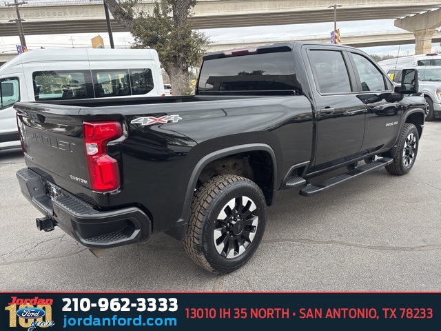 Used Car 2020 Chevrolet Silverado 2500hd  Custom For Sale Under $35,000 In San Antonio, Texas