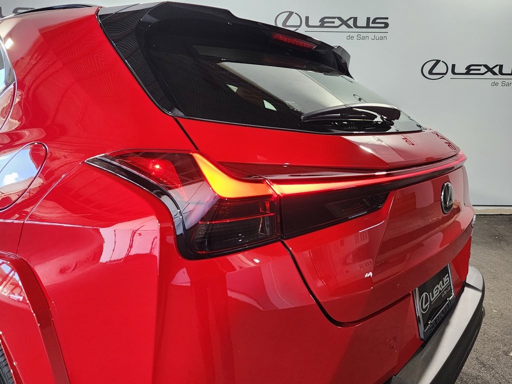 Thumbnail: 2025 Lexus UX - 10