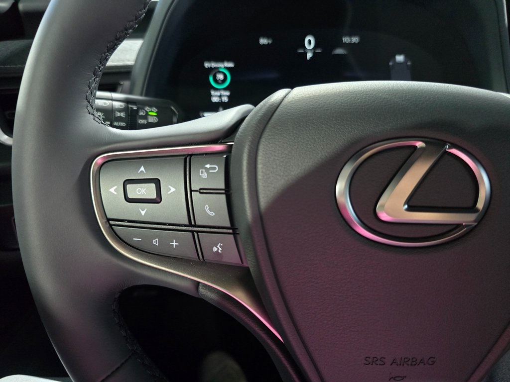 Thumbnail: 2025 Lexus UX - 16