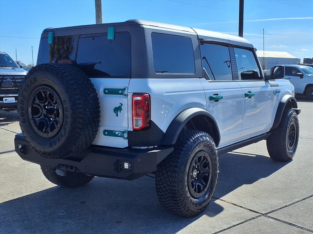 2022 Ford Bronco Black Diamond White at Legacy Ford