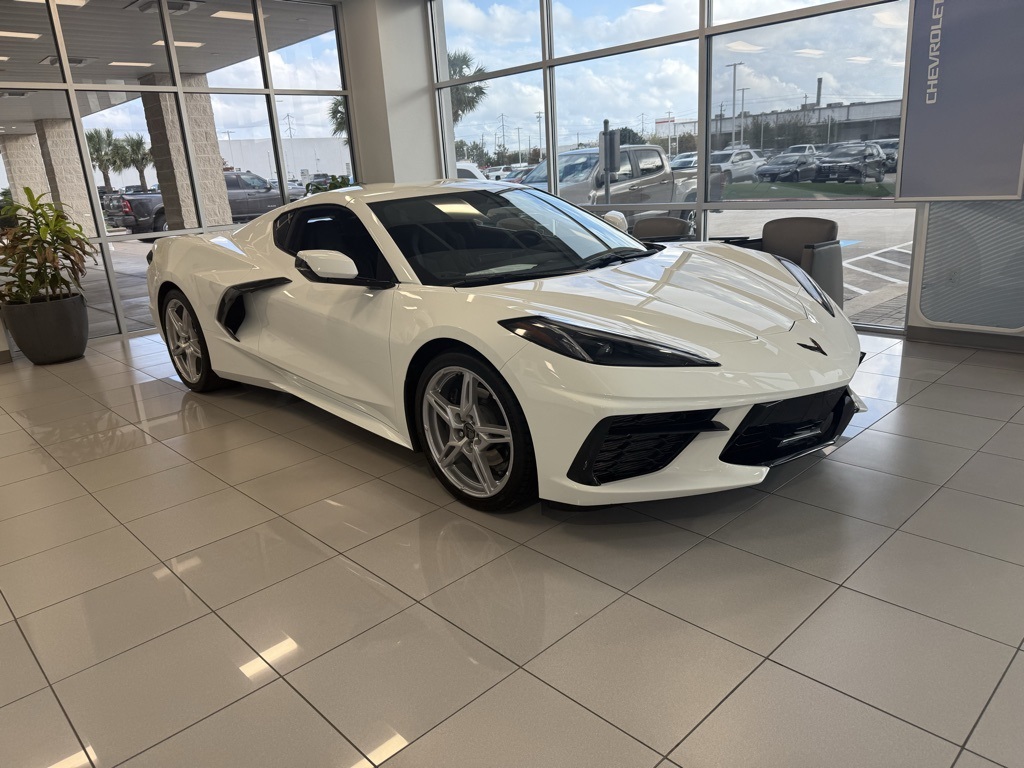 2025 Chevrolet Corvette Stingray - 4