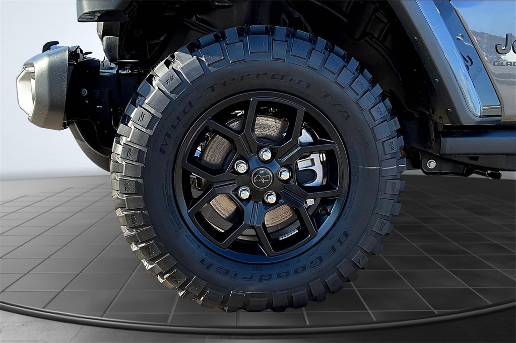 2025 Jeep Gladiator Sport - 10