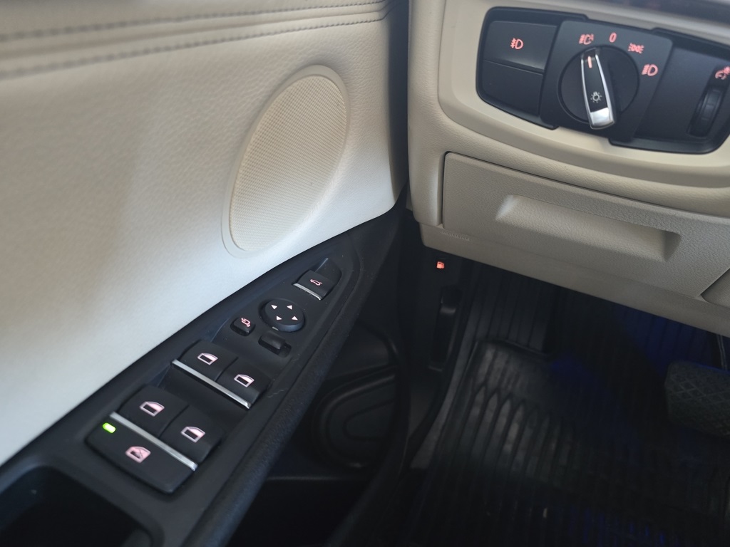 Thumbnail: 2018 BMW X5 - 22