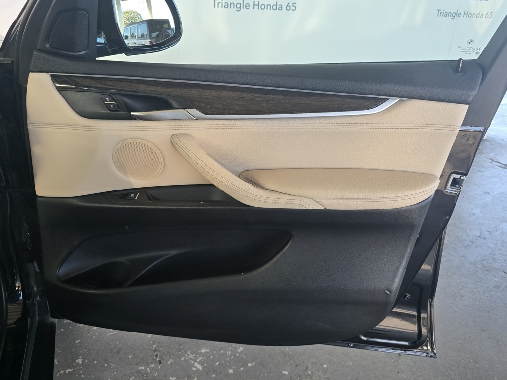 Thumbnail: 2018 BMW X5 - 23