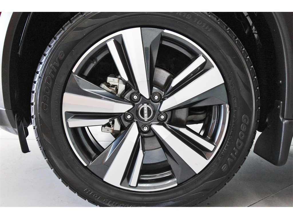 2022 Nissan Rogue Platinum Red at Classic Elite Chevrolet Hwy 6