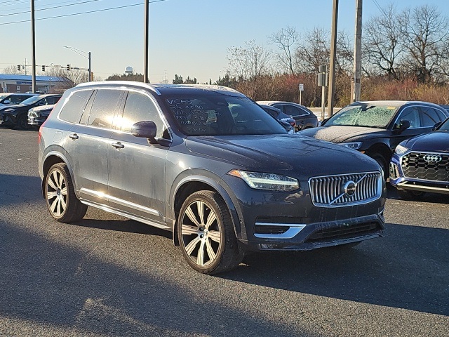 2024 Volvo XC90 B6 Ultimate Bright Theme 7-Passenger AWD