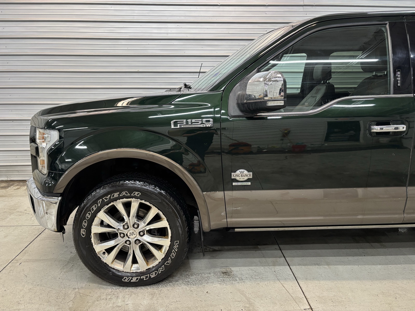 2016 Ford F-150 photo 35