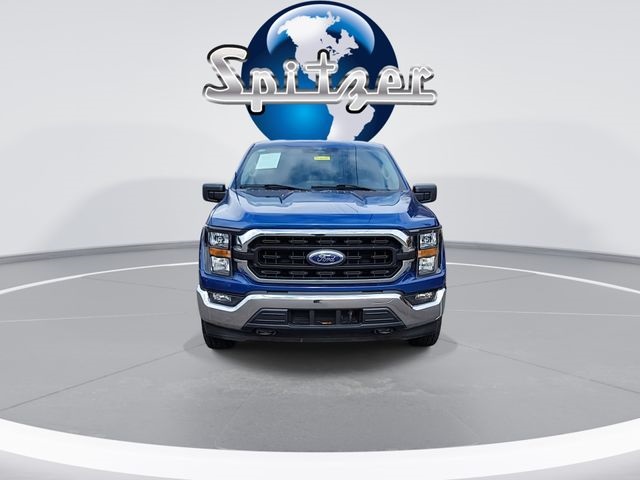 View vehicle photo 3