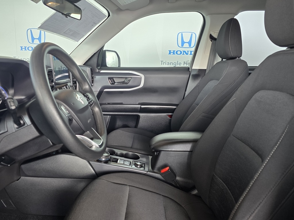 Thumbnail: 2022 Ford Bronco Sport - 10