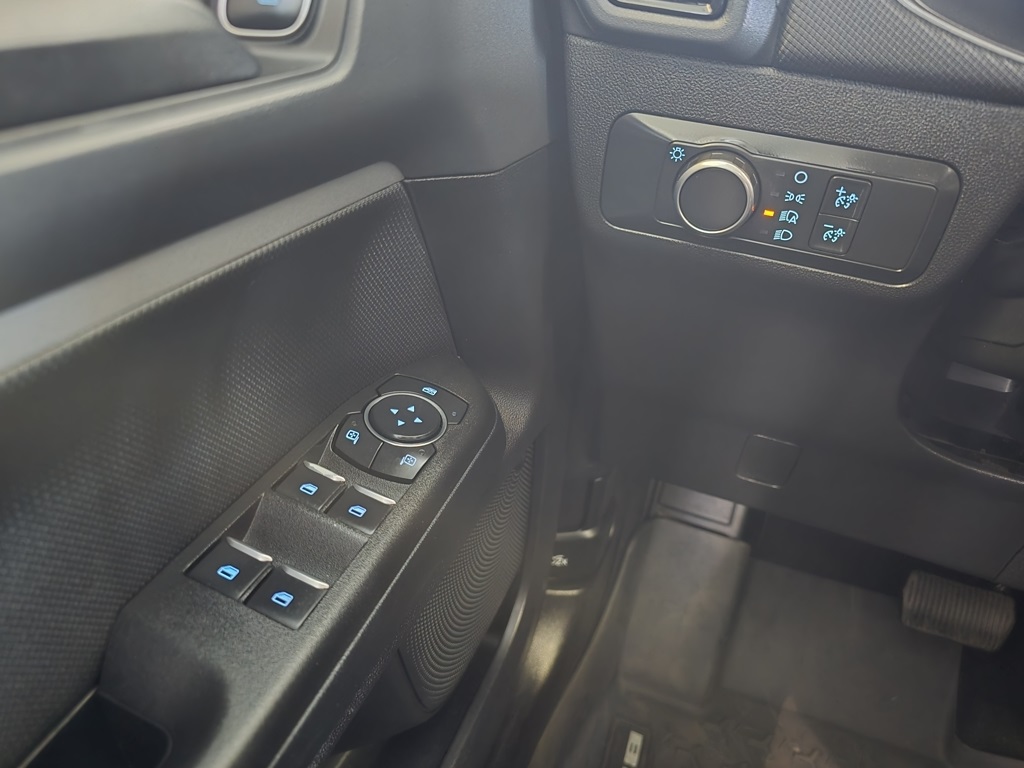 Thumbnail: 2022 Ford Bronco Sport - 22