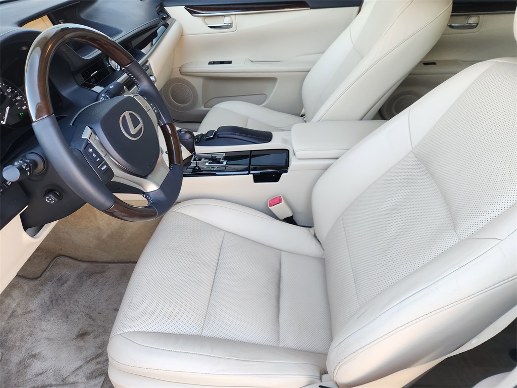 2014 Lexus ES 350  at Monument Chevrolet