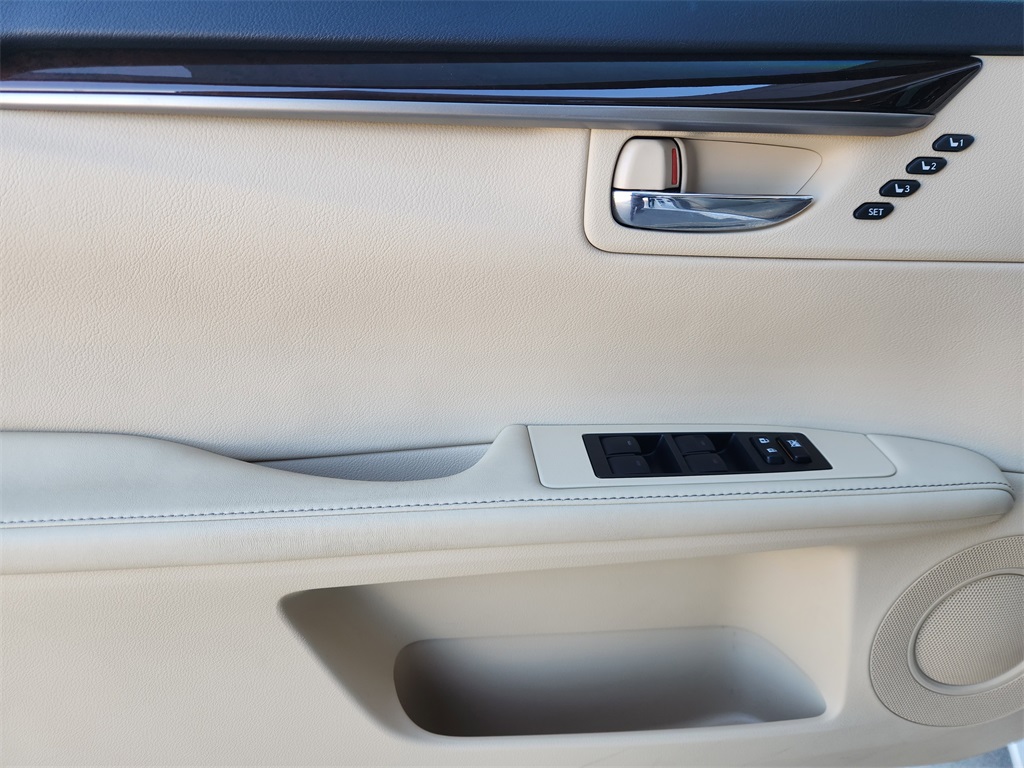 2014 Lexus ES 350  at Monument Chevrolet