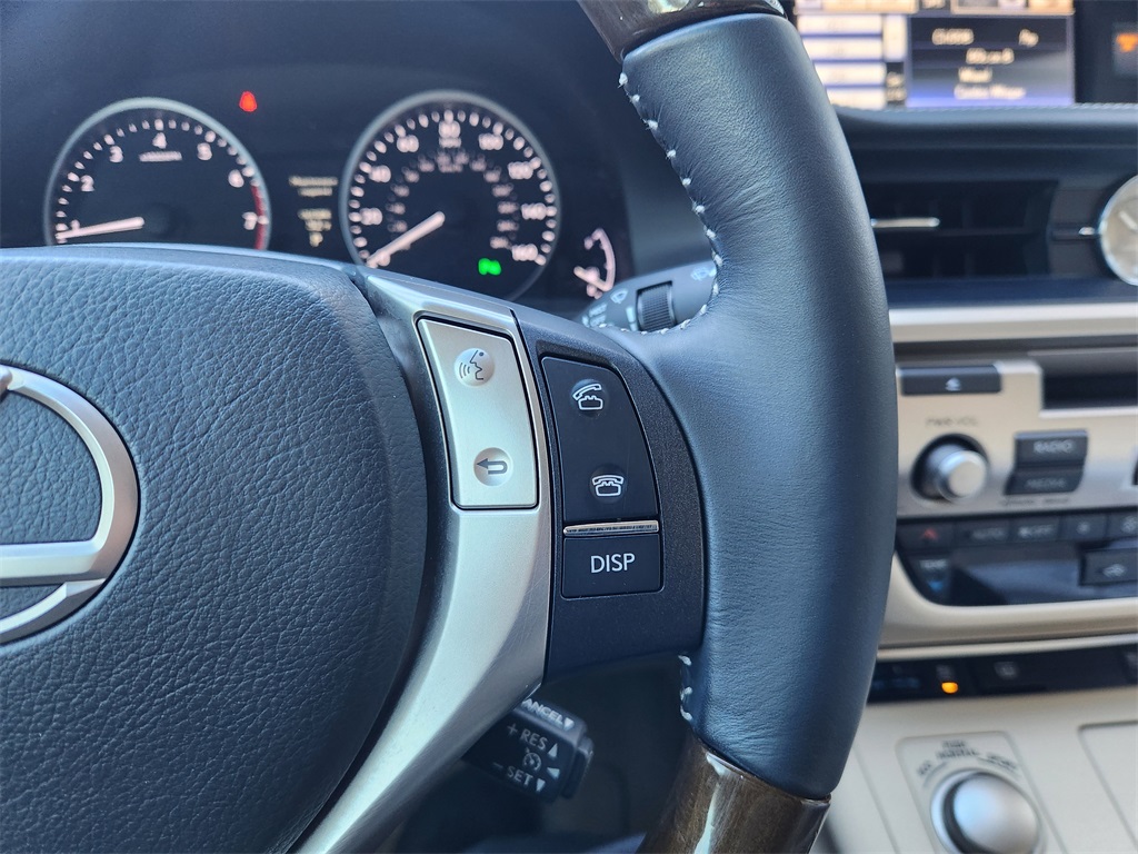 2014 Lexus ES 350  at Monument Chevrolet