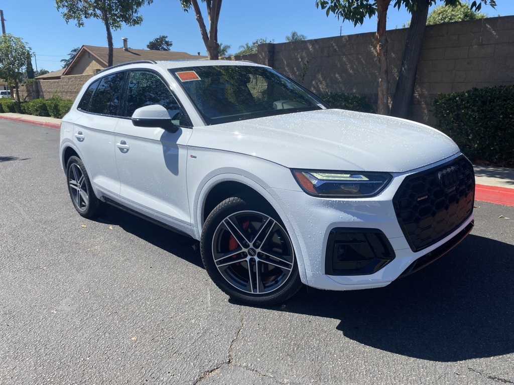 2025 Audi Q5 e 55 Premium Plus