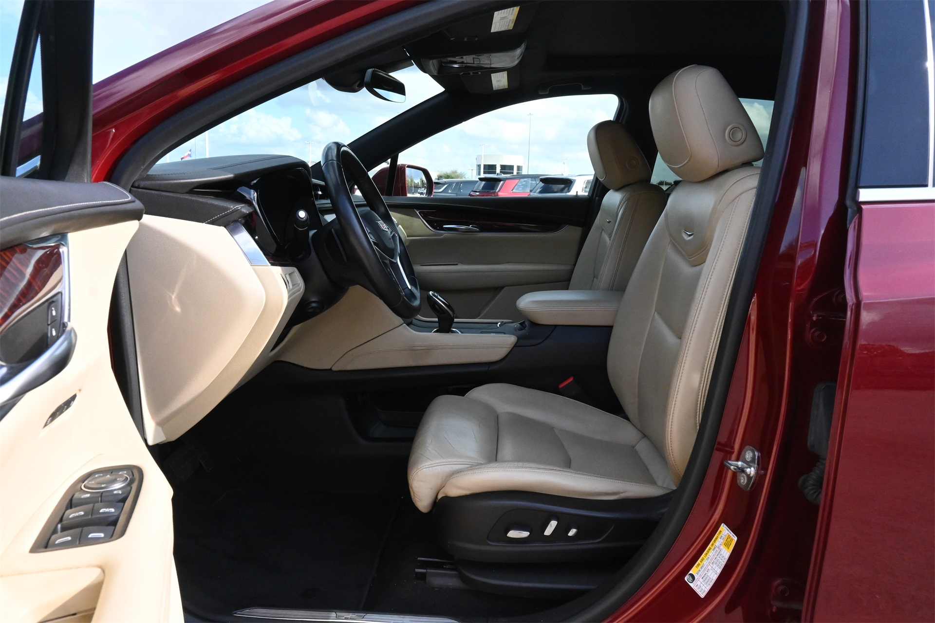 2017 Cadillac XT5 Luxury Red at Bayshore Chrysler Jeep Dodge Ram