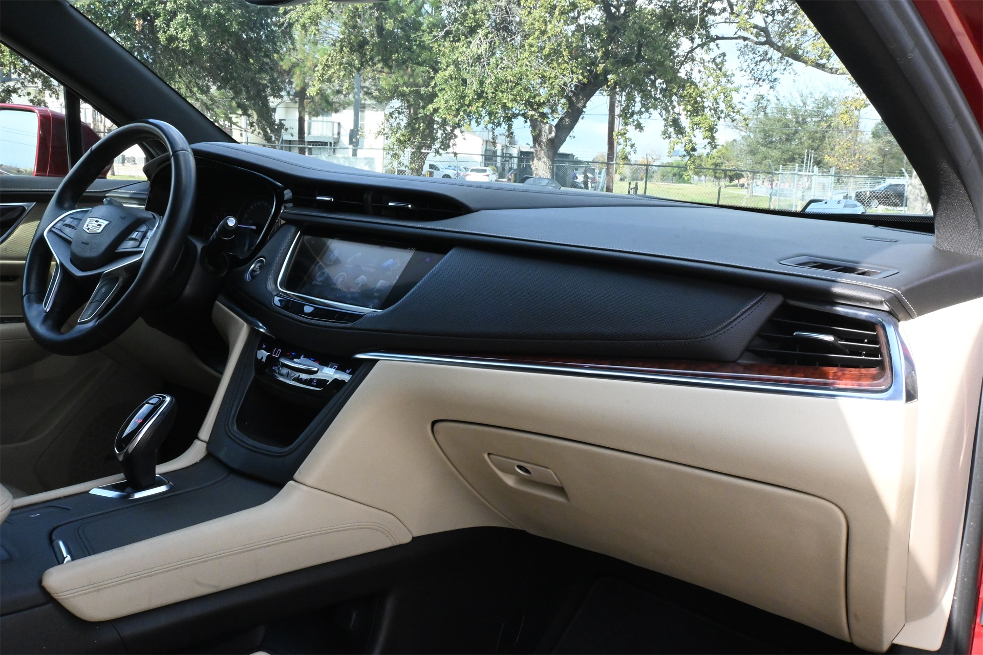 2017 Cadillac XT5 Luxury Red at Bayshore Chrysler Jeep Dodge Ram