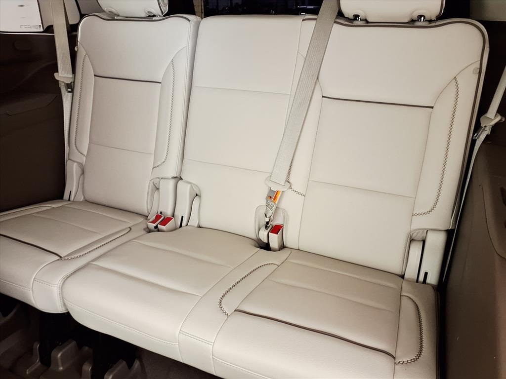 2021 GMC Yukon Denali White at Tom Peacock Cadillac