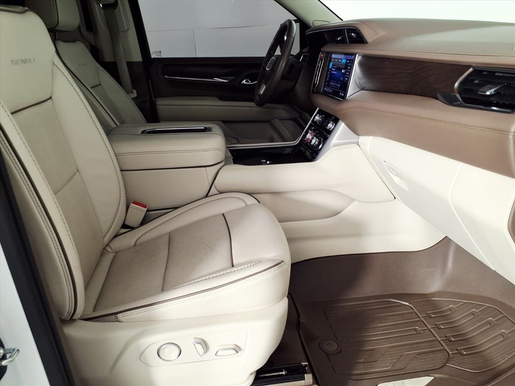 2021 GMC Yukon Denali White at Tom Peacock Cadillac