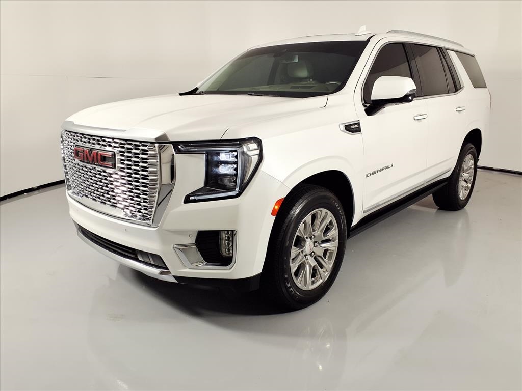 2021 GMC Yukon Denali White at Tom Peacock Cadillac
