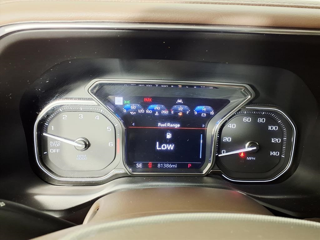 2021 GMC Yukon Denali White at Tom Peacock Cadillac