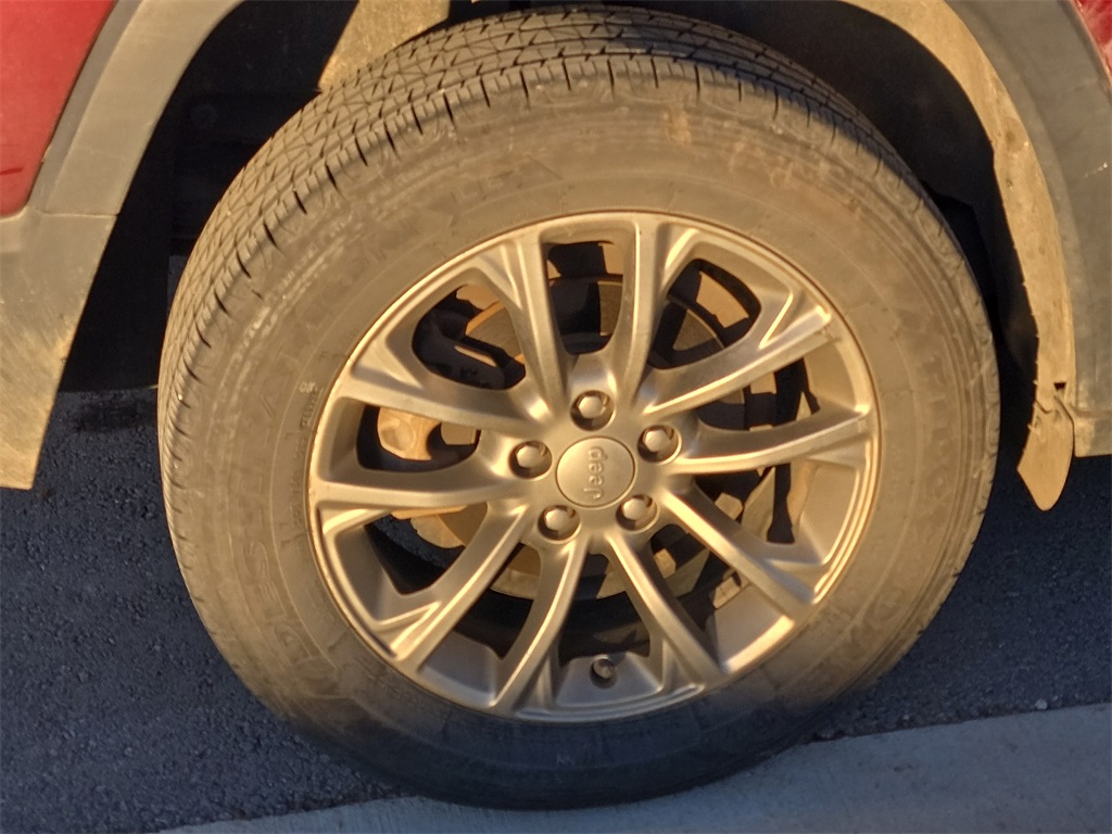 Used 2019 Jeep Cherokee For Sale in Farmington, AR